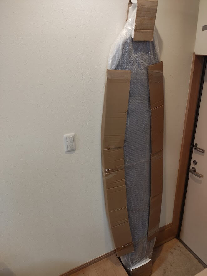 Lahaina Surfboardの外箱を取って梱包されていた状態